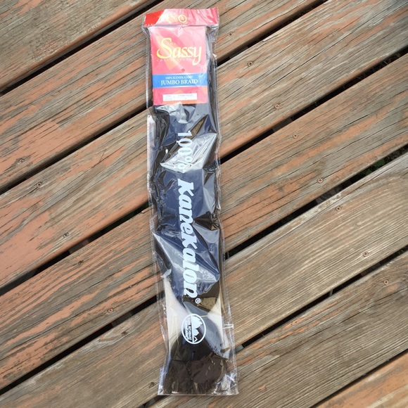 3/$15 Kanekalon Jumbo Braid - Picture 2 of 3